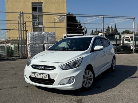 Hyundai Accent 2015