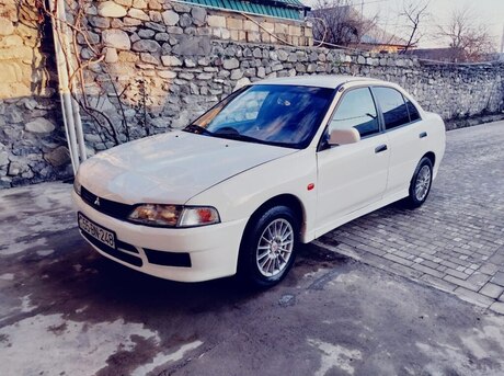 Mitsubishi Lancer 1998