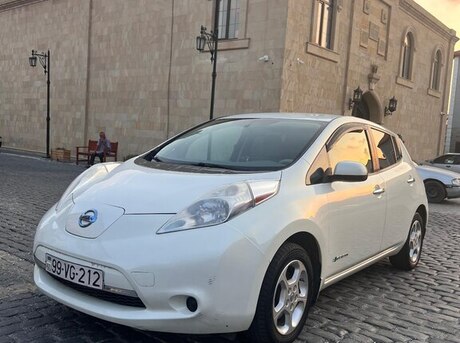 Nissan Leaf 2015