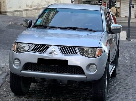 Mitsubishi L200 2008