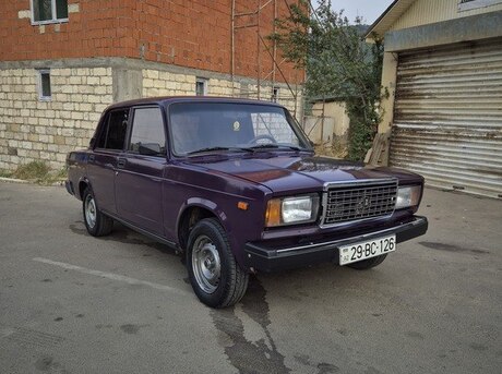 LADA (VAZ) 2107 2000