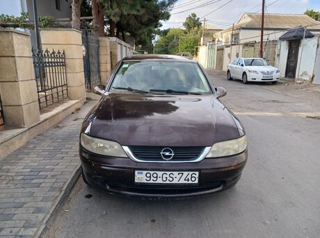 Opel Vectra 2000
