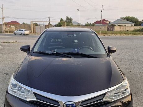 Toyota Corolla Fielder 2018