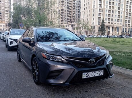 Toyota Camry 2018