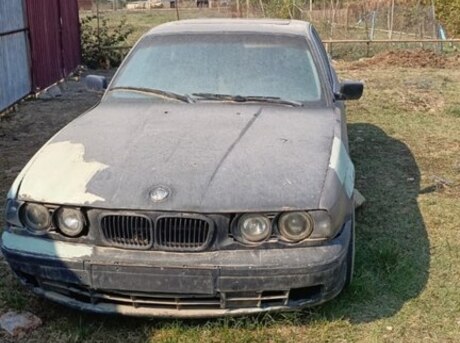 BMW 525 1988