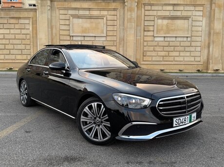 Mercedes E 300 e 2022