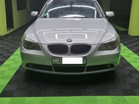 BMW 520 2004