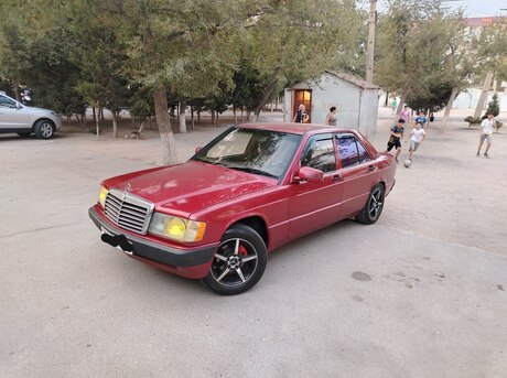 Mercedes 190 1992