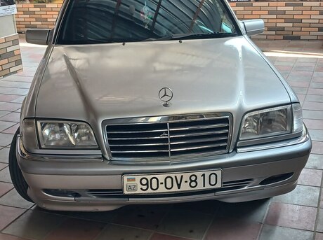 Mercedes E 240 1998