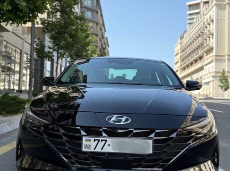 Hyundai Elantra 2023