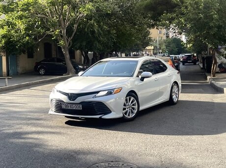 Toyota Camry 2018