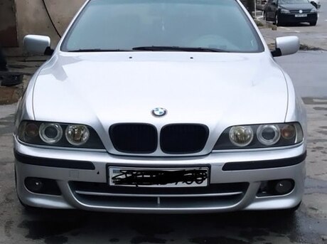 BMW 525