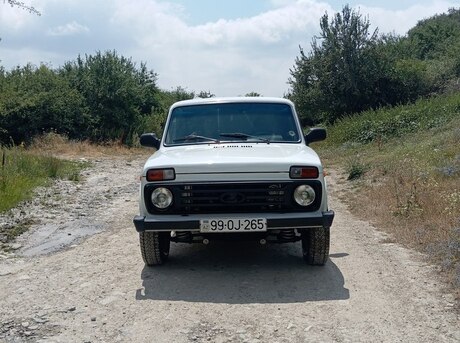LADA (VAZ) Niva 2008