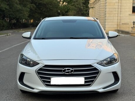 Hyundai Elantra 2017