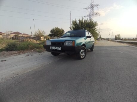 LADA (VAZ) 21099