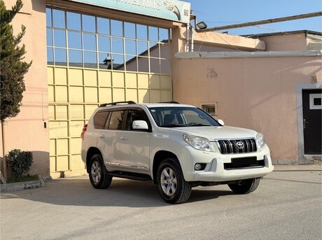 Toyota Land Cruiser Prado 2010