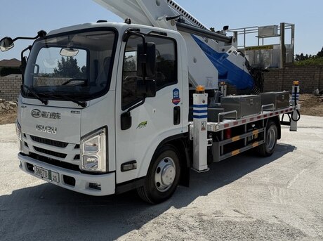 Isuzu  2025