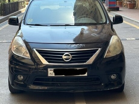 Nissan Sunny 2012
