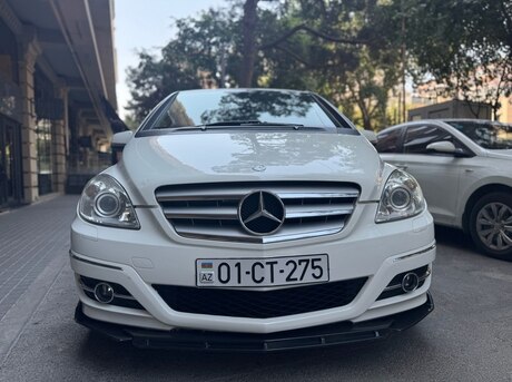 Mercedes B 180 2010