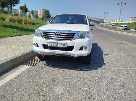 Toyota Hilux 2013