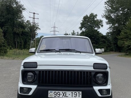 LADA (VAZ) Niva 2016
