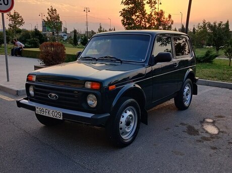 LADA (VAZ) Niva 2013