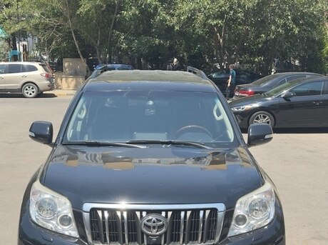 Toyota Land Cruiser Prado 2010
