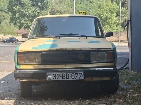 LADA (VAZ) 2104 1988