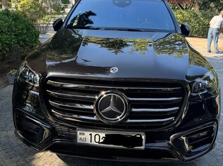 Mercedes GLS 450 4MATIC 2024