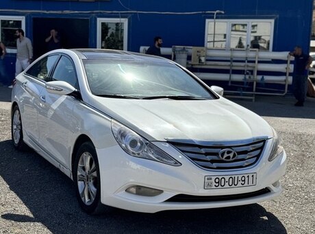 Hyundai Sonata 2010