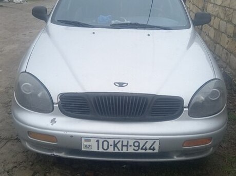 Daewoo Leganza 2001
