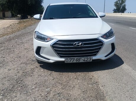Hyundai Elantra 2017