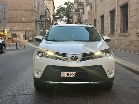 Toyota RAV4 2013
