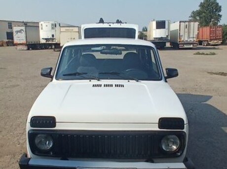 LADA (VAZ) Niva 2012