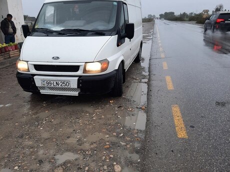 Ford Transit 2005