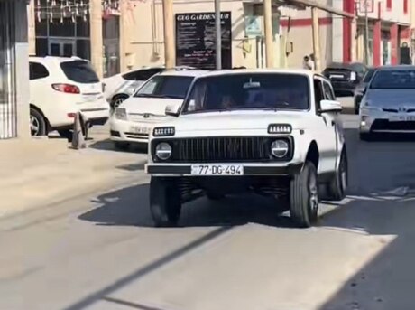 LADA (VAZ) Niva 2007