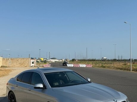 BMW 528