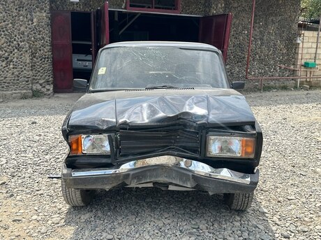 LADA (VAZ) 2107 2010