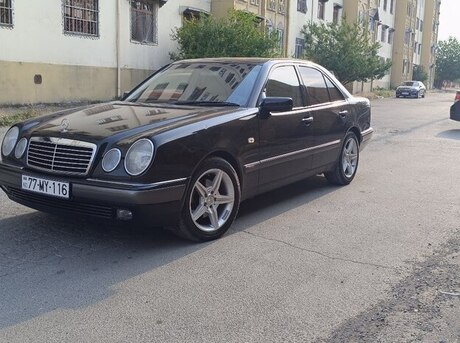 Mercedes E 240 1999