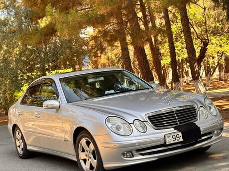 Mercedes E 270