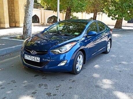 Hyundai Elantra 2013