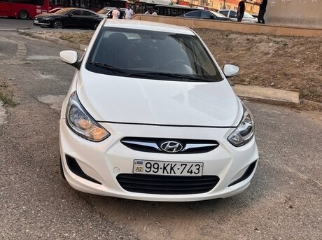 Hyundai Accent 2013