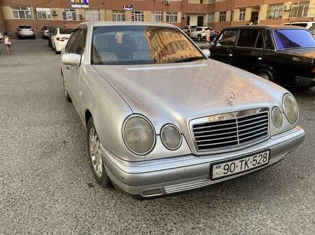 Mercedes E 200 1998