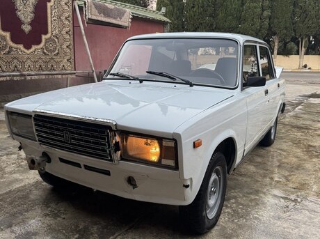 LADA (VAZ) 2107 2005