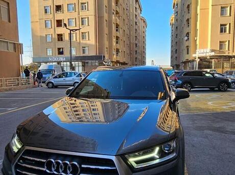 Audi Q7 2016