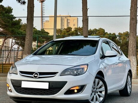 Opel Astra 2015