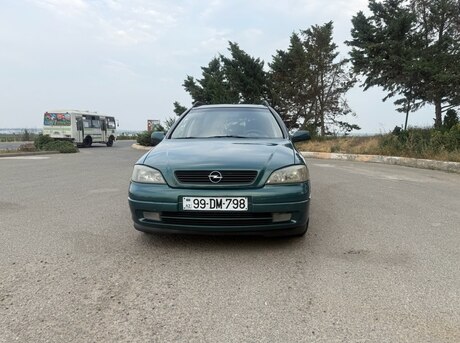 Opel Astra 2000