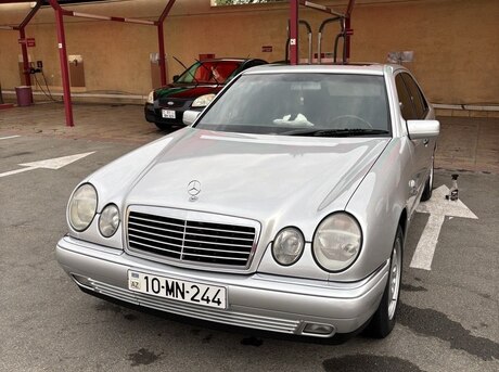 Mercedes E 240 1998