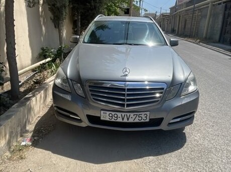 Mercedes E 200
