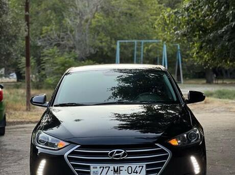 Hyundai Elantra 2016
